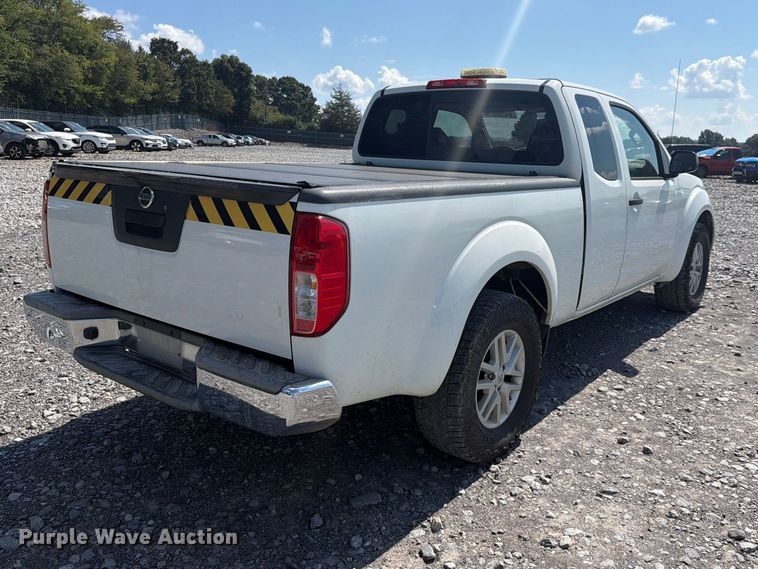 image for item YA4531 2016 Nissan Frontier Ext. Cab pickup truck