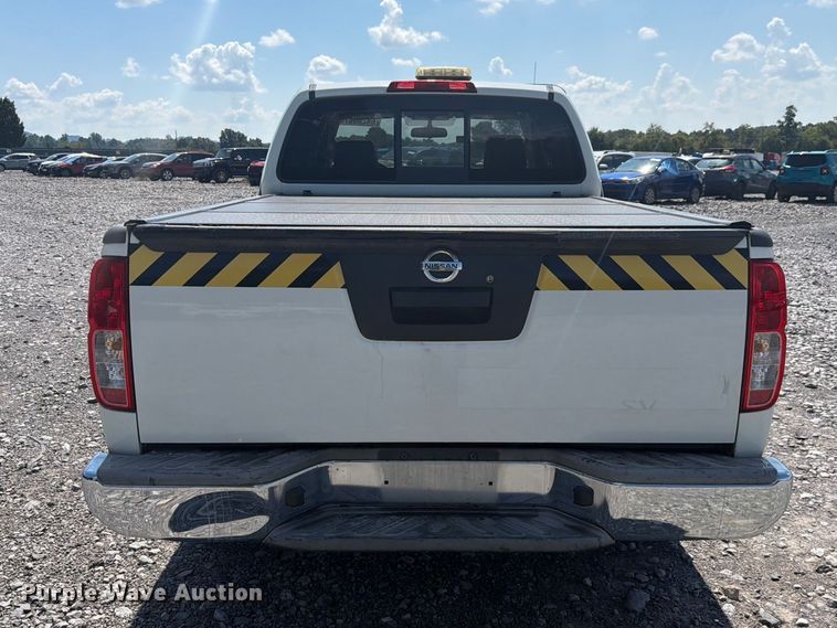 image for item YA4531 2016 Nissan Frontier Ext. Cab pickup truck