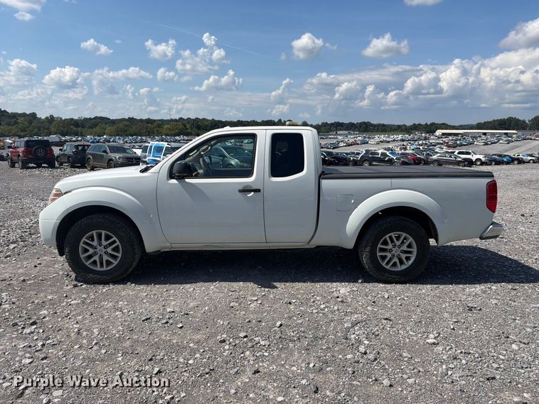 image for item YA4531 2016 Nissan Frontier Ext. Cab pickup truck