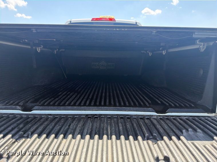 image for item YA4531 2016 Nissan Frontier Ext. Cab pickup truck