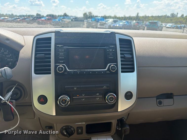 image for item YA4531 2016 Nissan Frontier Ext. Cab pickup truck