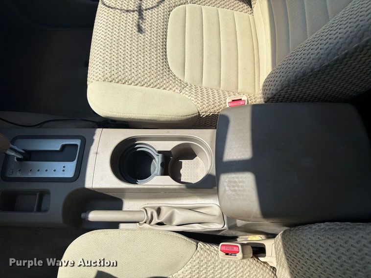 image for item YA4531 2016 Nissan Frontier Ext. Cab pickup truck