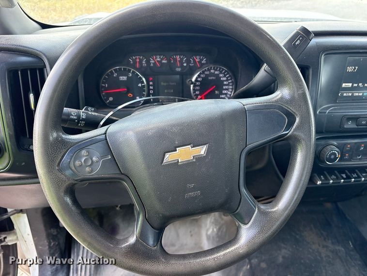 image for item YA4623 2019 Chevrolet Silverado 3500HD Crew Cab flatbed pickup truck