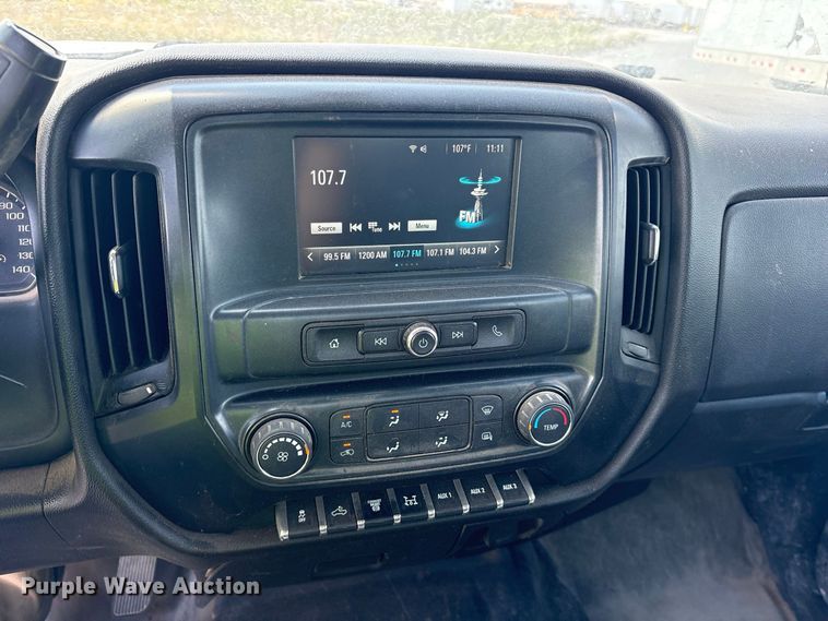 image for item YA4623 2019 Chevrolet Silverado 3500HD Crew Cab flatbed pickup truck