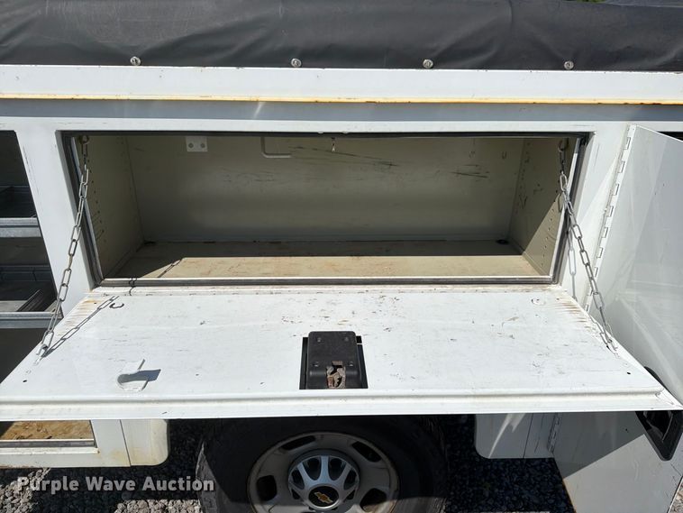 image for item YA4635 2018 Chevrolet Silverado 2500HD Ext. Cab utility bed pickup truck