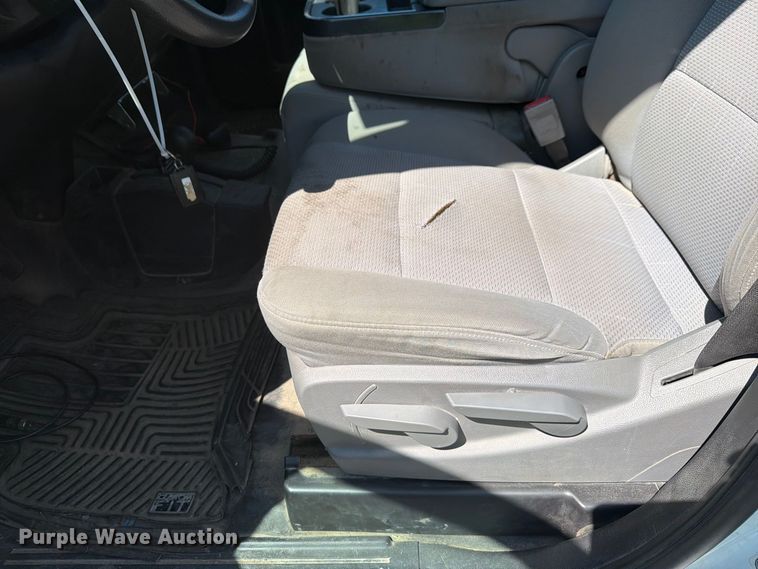 image for item YA4635 2018 Chevrolet Silverado 2500HD Ext. Cab utility bed pickup truck