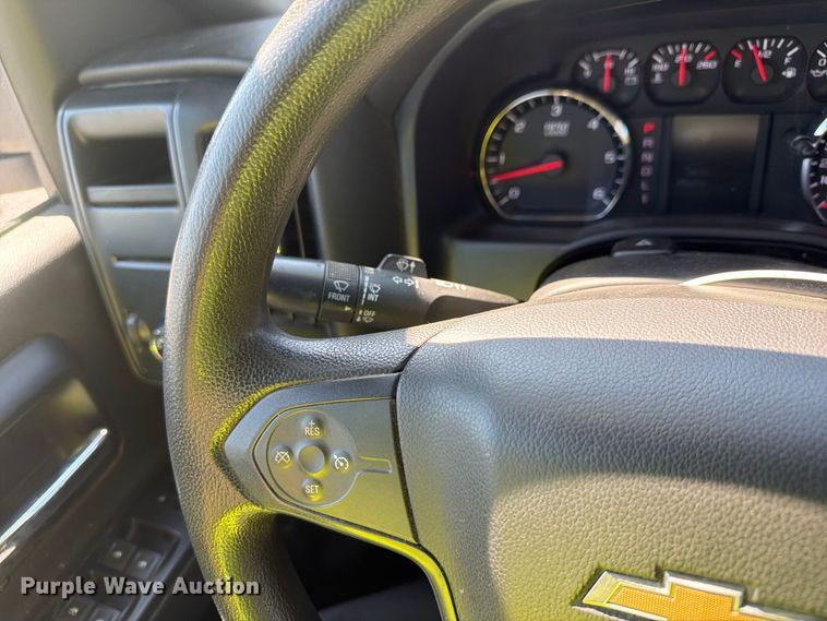 image for item YA4635 2018 Chevrolet Silverado 2500HD Ext. Cab utility bed pickup truck