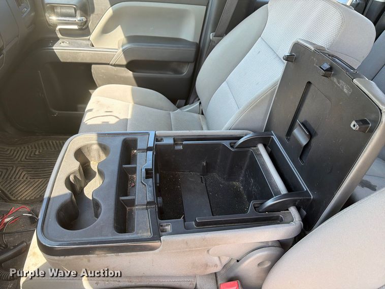 image for item YA4635 2018 Chevrolet Silverado 2500HD Ext. Cab utility bed pickup truck