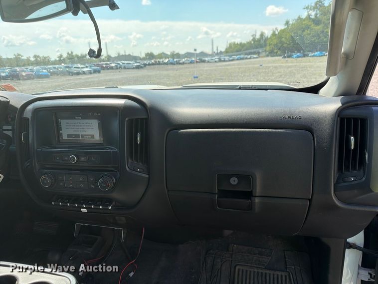 image for item YA4635 2018 Chevrolet Silverado 2500HD Ext. Cab utility bed pickup truck