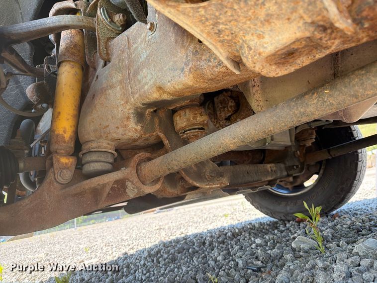image for item YA4635 2018 Chevrolet Silverado 2500HD Ext. Cab utility bed pickup truck
