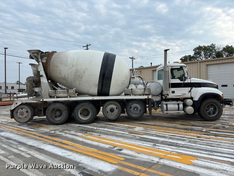 image for item DN6669 2004 Mack Granite CV713 ready mix truck