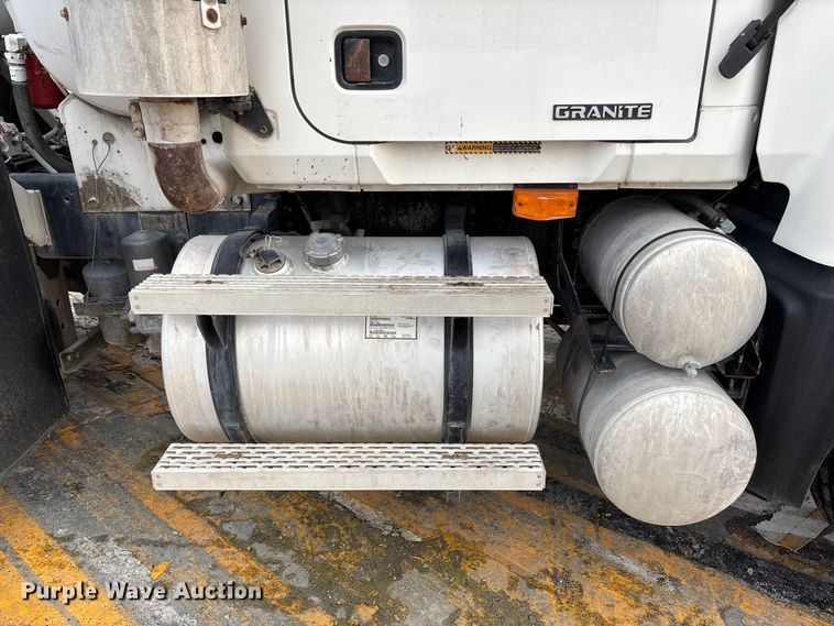 image for item DN6669 2004 Mack Granite CV713 ready mix truck