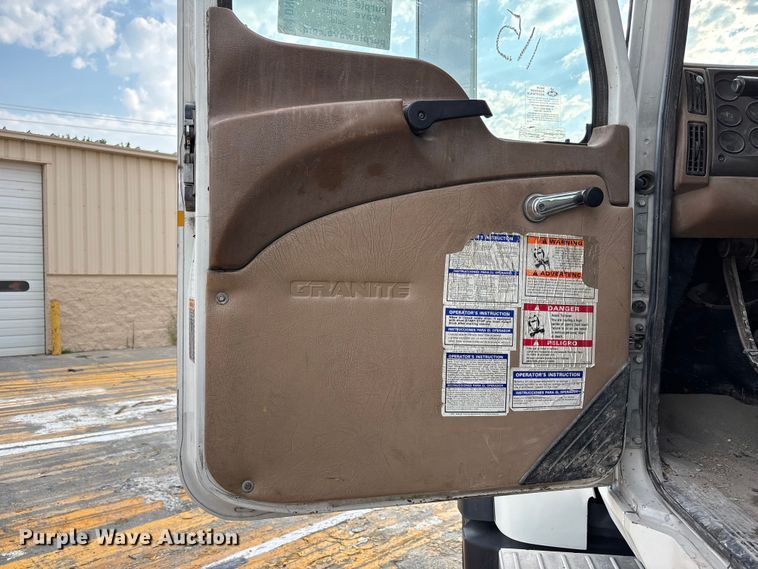 image for item DN6669 2004 Mack Granite CV713 ready mix truck