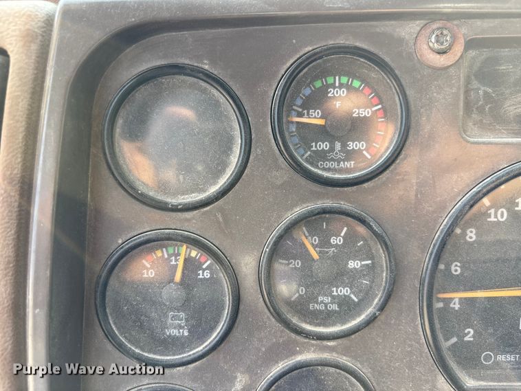 image for item DN6669 2004 Mack Granite CV713 ready mix truck