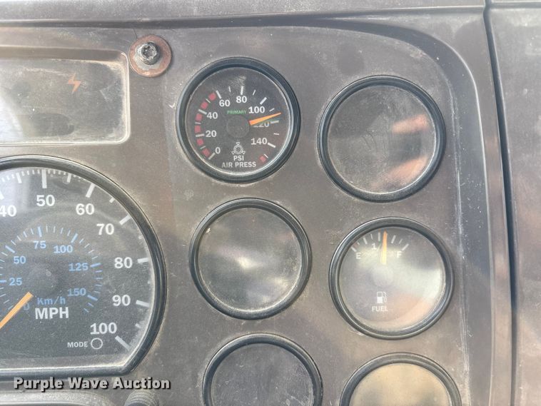 image for item DN6669 2004 Mack Granite CV713 ready mix truck