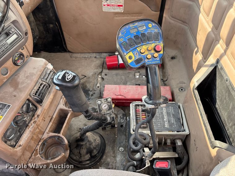 image for item DN6669 2004 Mack Granite CV713 ready mix truck