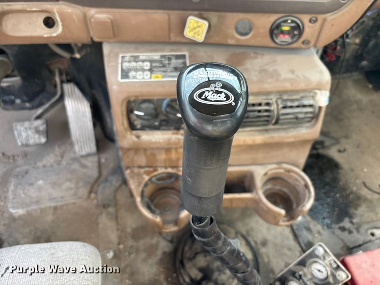 image for item DN6669 2004 Mack Granite CV713 ready mix truck