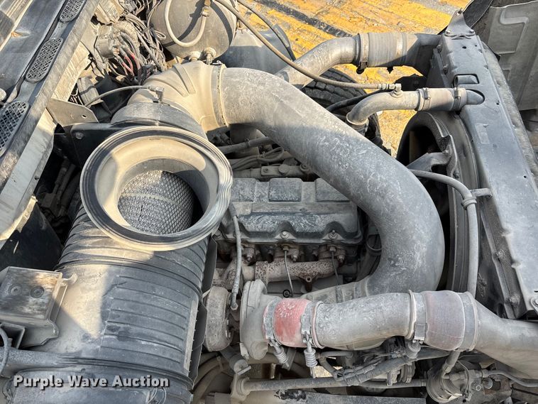 image for item DN6669 2004 Mack Granite CV713 ready mix truck