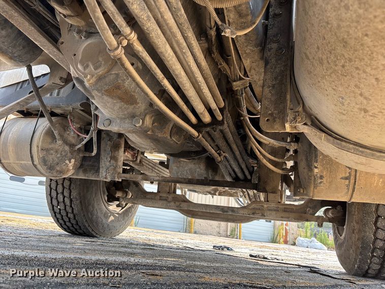 image for item DN6669 2004 Mack Granite CV713 ready mix truck