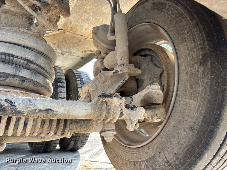 image for item DN6669 2004 Mack Granite CV713 ready mix truck