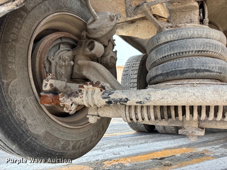 image for item DN6669 2004 Mack Granite CV713 ready mix truck