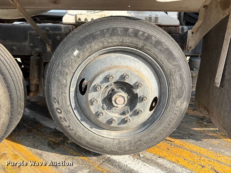 image for item DN6669 2004 Mack Granite CV713 ready mix truck