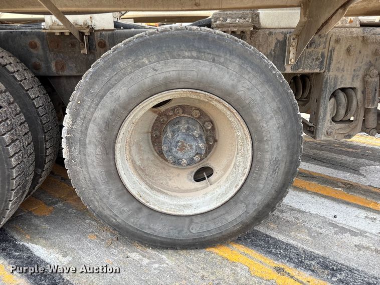 image for item DN6669 2004 Mack Granite CV713 ready mix truck