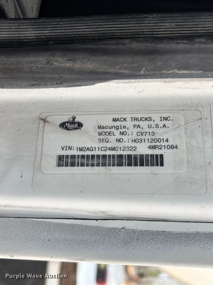 image for item DN6669 2004 Mack Granite CV713 ready mix truck