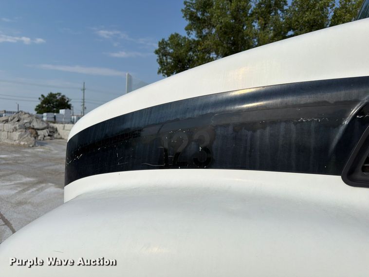image for item DN6670 2005 Mack Granite CV713  ready mix truck