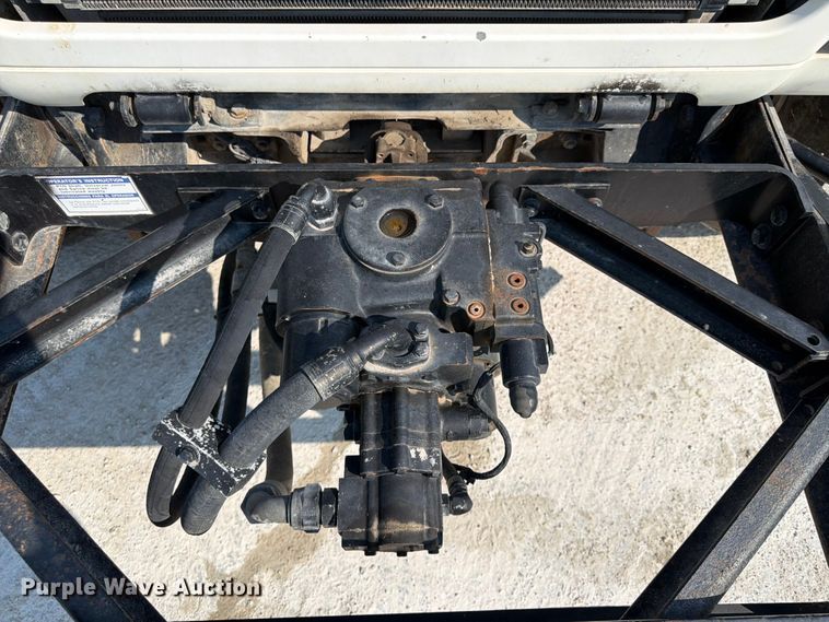 image for item DN6670 2005 Mack Granite CV713  ready mix truck