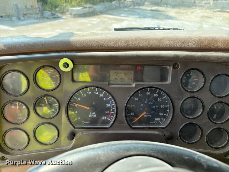 image for item DN6670 2005 Mack Granite CV713  ready mix truck
