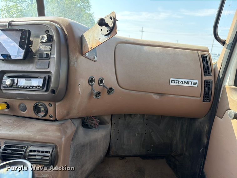 image for item DN6670 2005 Mack Granite CV713  ready mix truck