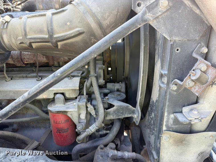 image for item DN6670 2005 Mack Granite CV713  ready mix truck