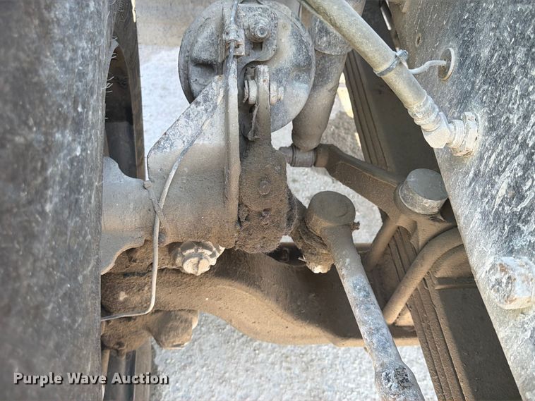 image for item DN6670 2005 Mack Granite CV713  ready mix truck