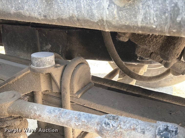 image for item DN6670 2005 Mack Granite CV713  ready mix truck
