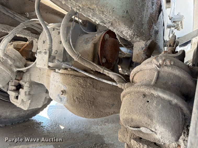 image for item DN6670 2005 Mack Granite CV713  ready mix truck