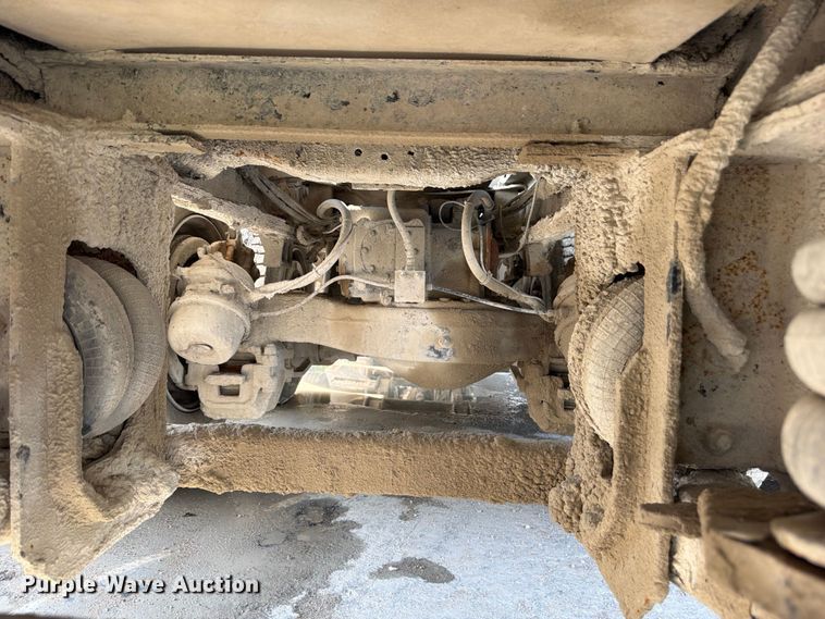 image for item DN6670 2005 Mack Granite CV713  ready mix truck