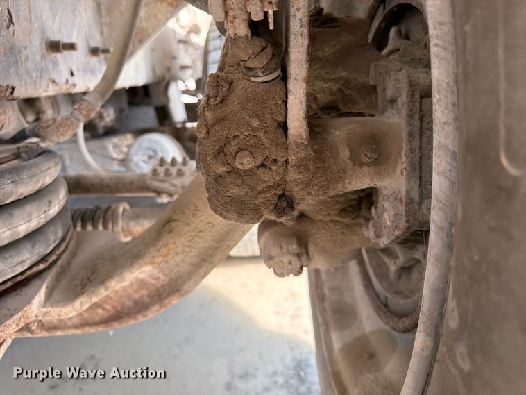 image for item DN6670 2005 Mack Granite CV713  ready mix truck