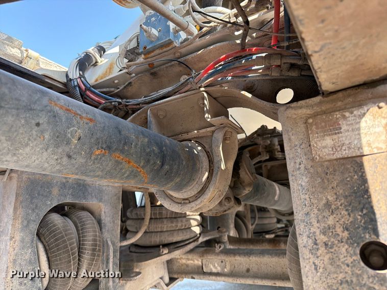 image for item DN6670 2005 Mack Granite CV713  ready mix truck