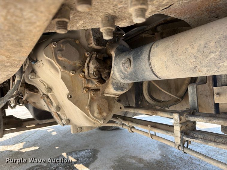 image for item DN6670 2005 Mack Granite CV713  ready mix truck