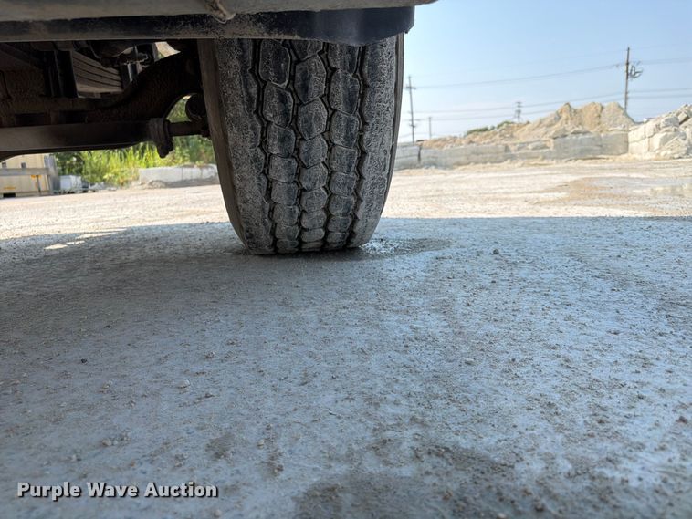 image for item DN6670 2005 Mack Granite CV713  ready mix truck