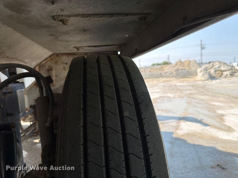 image for item DN6670 2005 Mack Granite CV713  ready mix truck