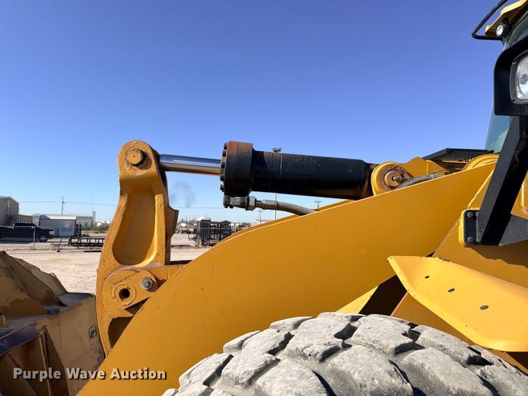 image for item DU1500 2014 Caterpillar 972M wheel loader