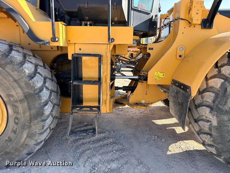 image for item DU1500 2014 Caterpillar 972M wheel loader