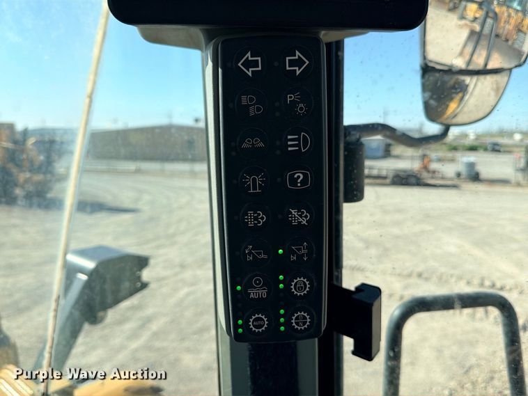image for item DU1500 2014 Caterpillar 972M wheel loader