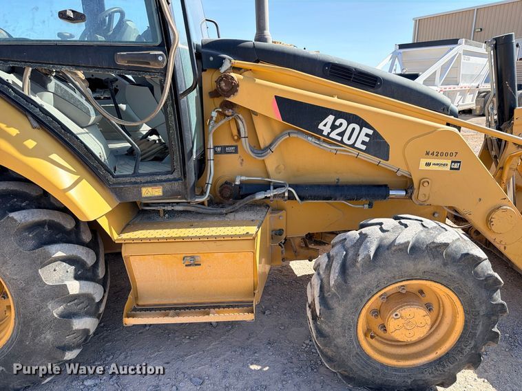 image for item DU1501 2011 Caterpillar 420E backhoe