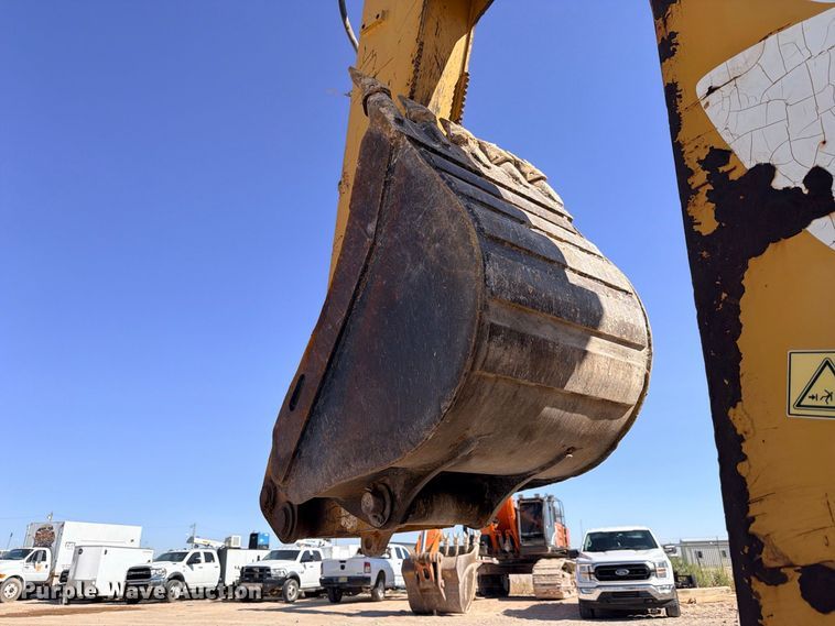image for item DU1501 2011 Caterpillar 420E backhoe