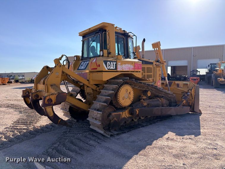 image for item DU1502 2007 Caterpillar D6T XL dozer