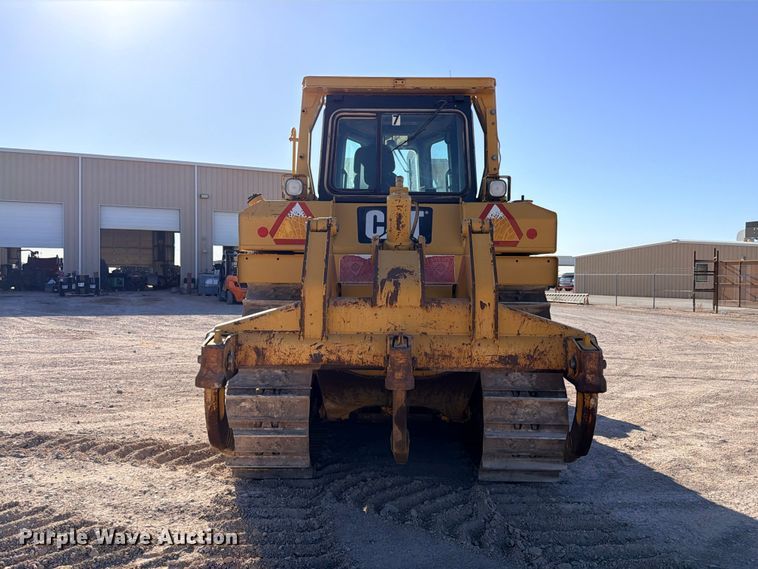 image for item DU1502 2007 Caterpillar D6T XL dozer