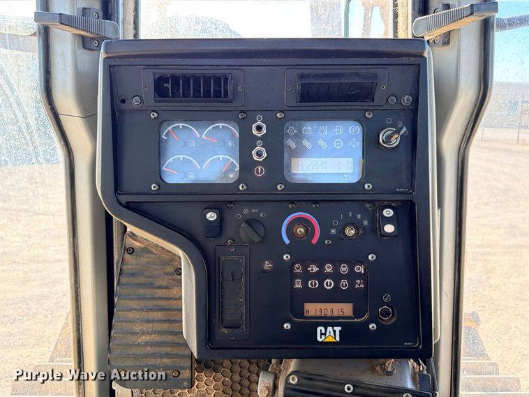 image for item DU1502 2007 Caterpillar D6T XL dozer